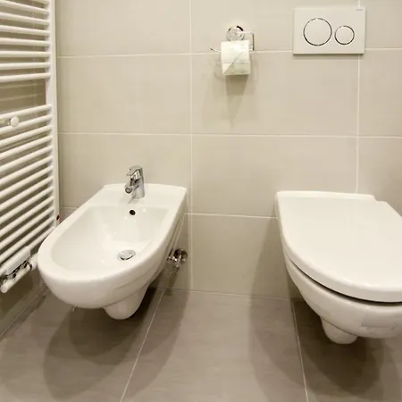 Brand New Close To The Castle Apartment